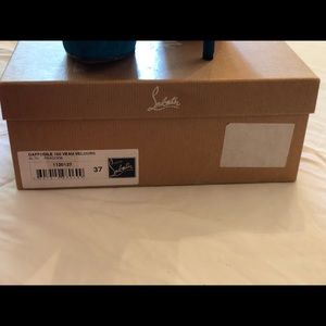 BNIB Christian Louboutin Daffodil pumps